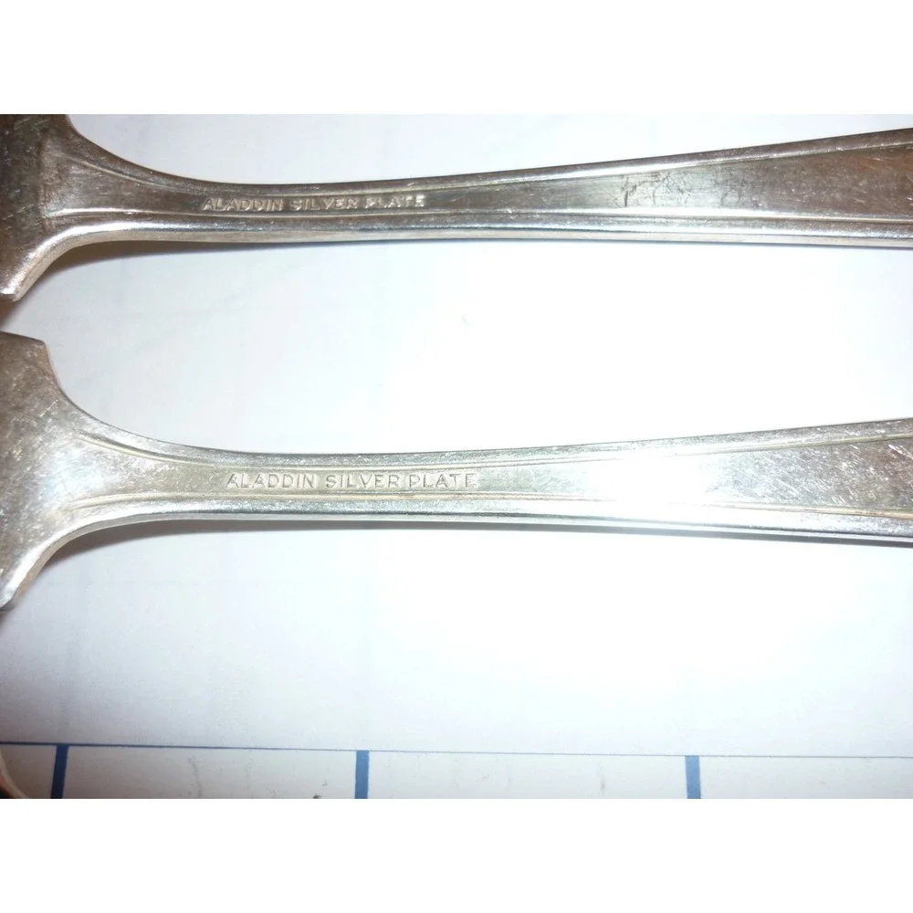 Set of 8 Silverplate ‎ 1928 ALADDIN Dinner FORKS  5